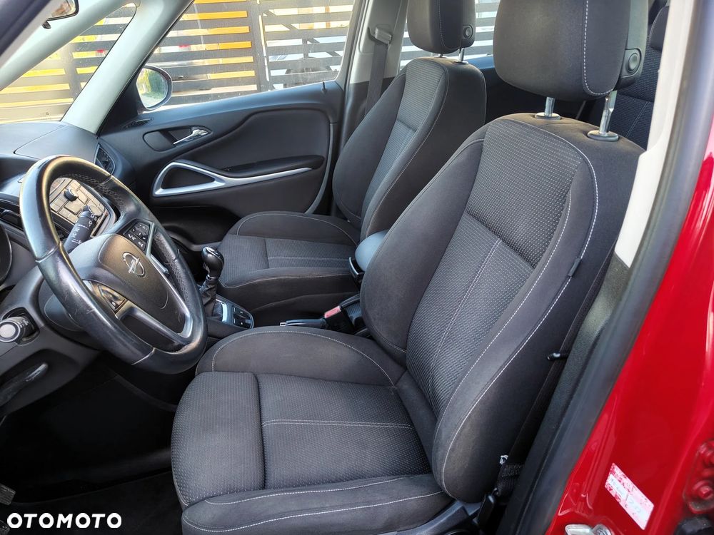 Opel Zafira Tourer 2.0 CDTI Edition - 17