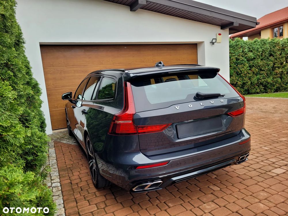 Volvo V60 T4 R-Design - 9