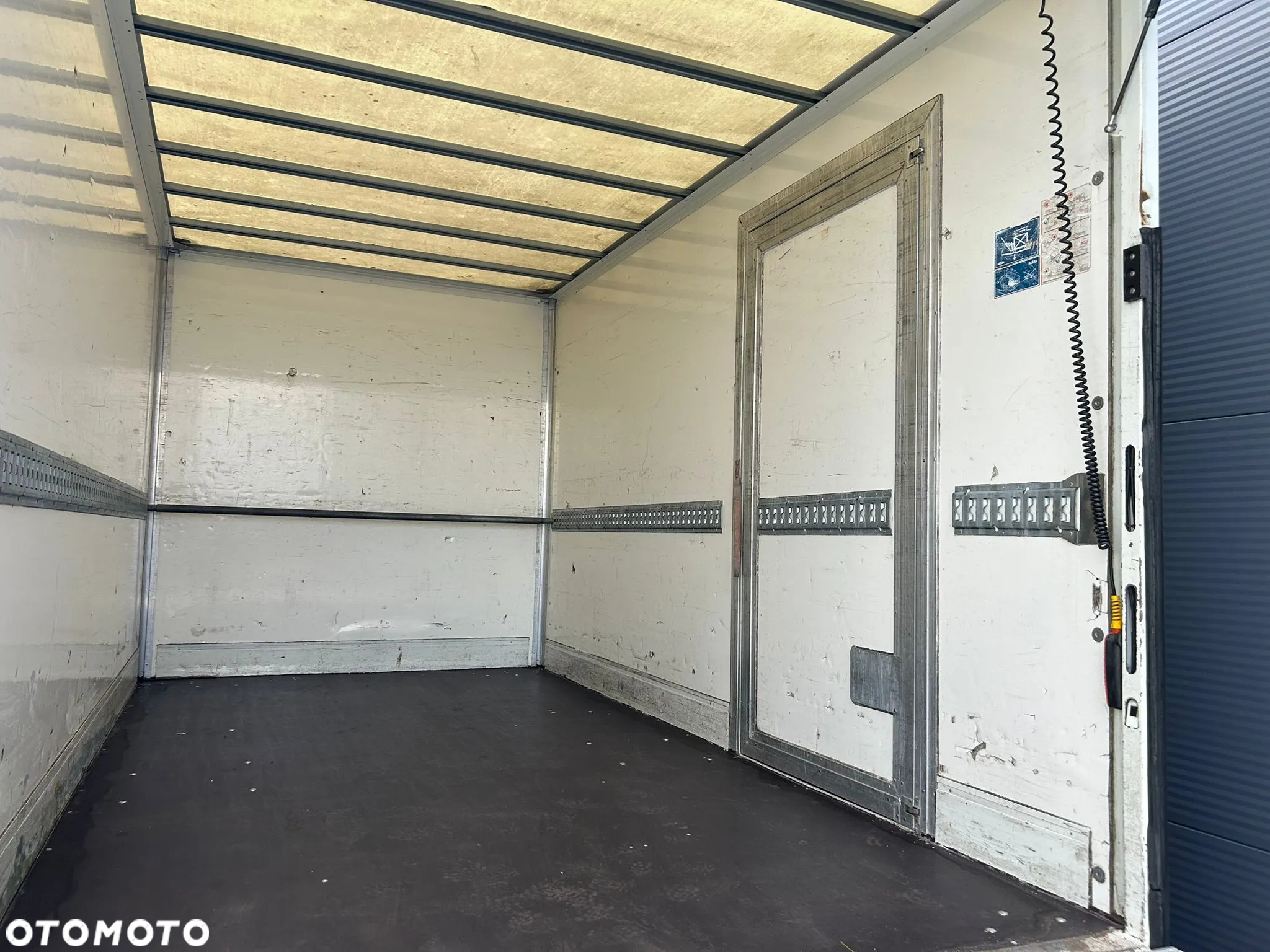 Iveco Daily 40C15 35C15 3.0 HPI Kontener 8 palet + winda 750kg + drzwi boczne **KLIMA**Sprowadzony**2014R**Niski Przebieg** - 8