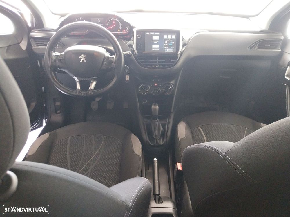 Peugeot 208 1.4 HDi - 10