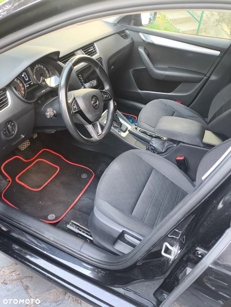 Skoda Octavia 2.0 TDI Style DSG - 8