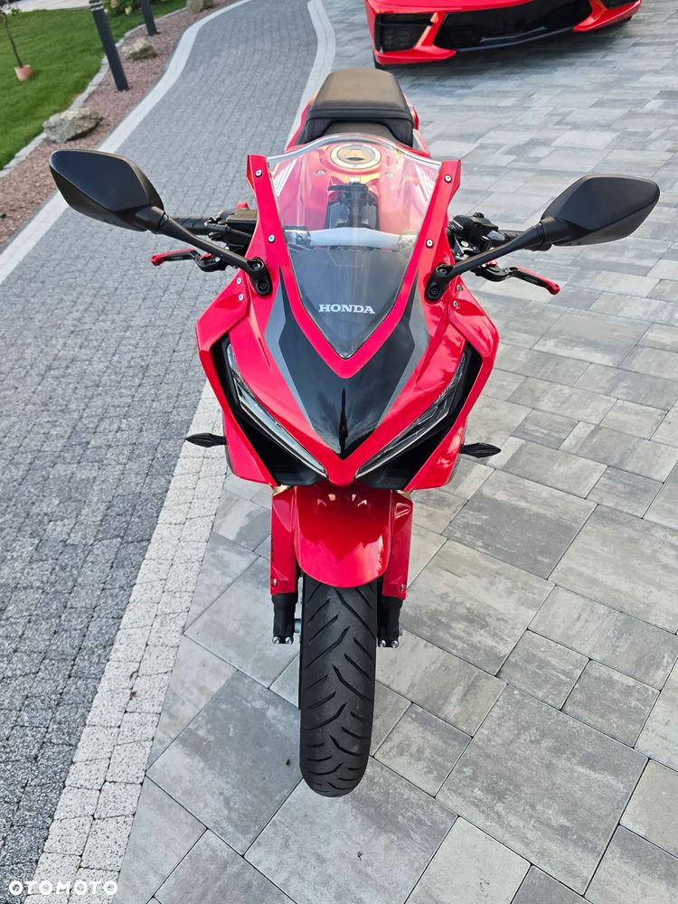Honda CBR - 7