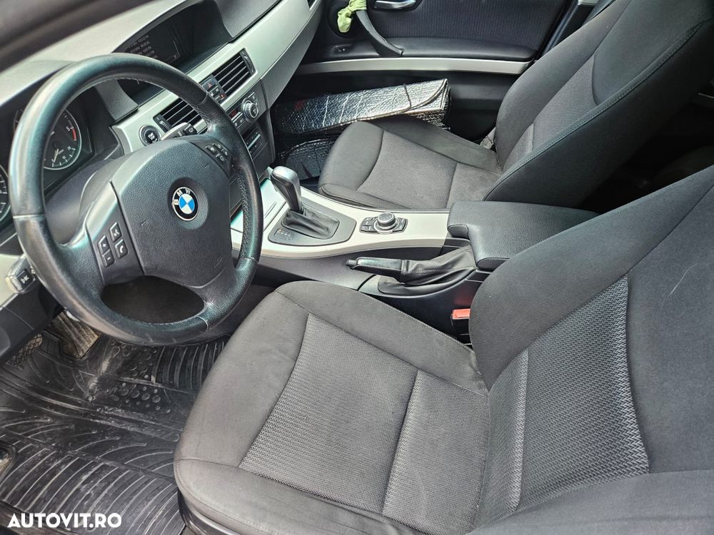 BMW Seria 3 318d DPF Aut. - 10