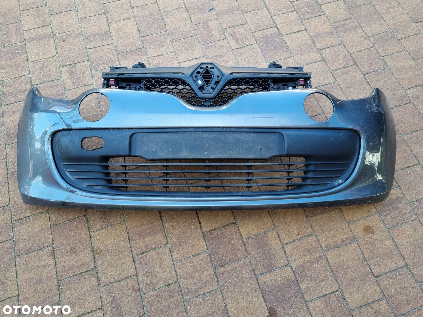 renault twingo III 3 14- zderzak przód  czasza grill - 1