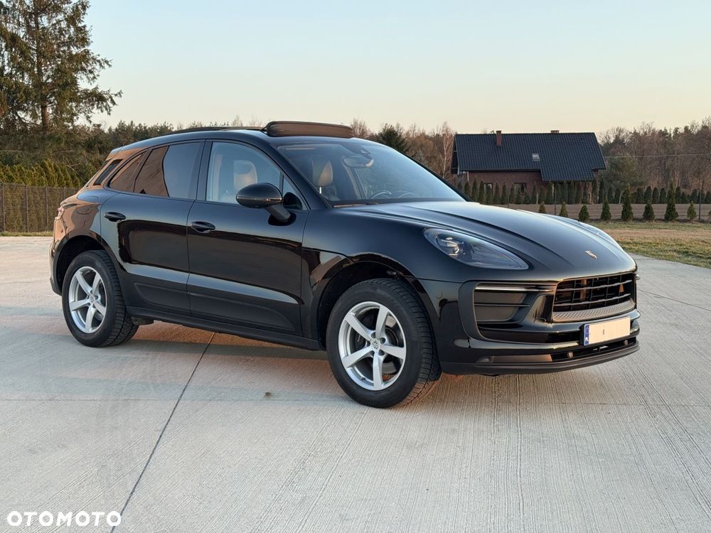 Porsche Macan Standard - 1