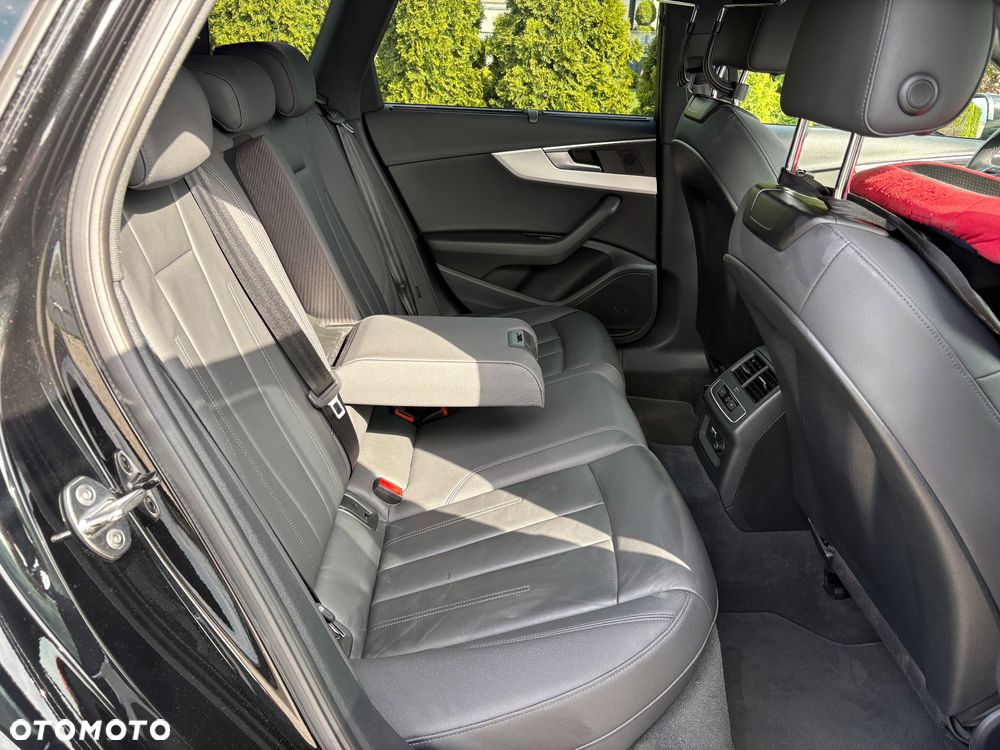 Audi A4 Avant 40 TDI Sport S tronic - 17