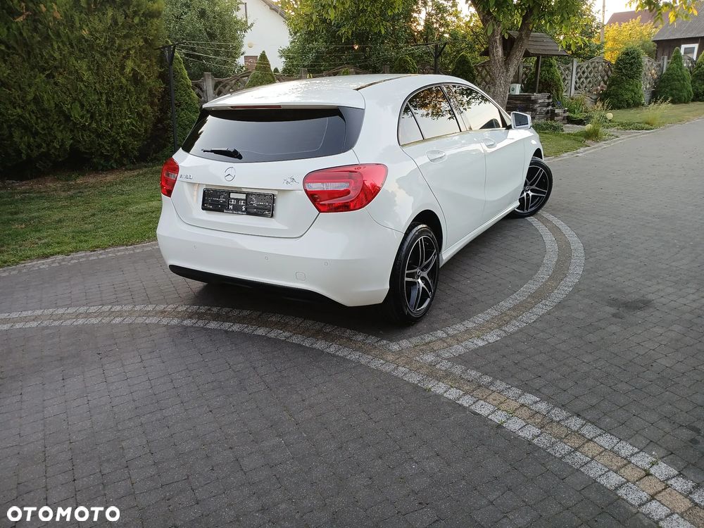 Mercedes-Benz Klasa A 180 BlueEfficiency Edition - 8