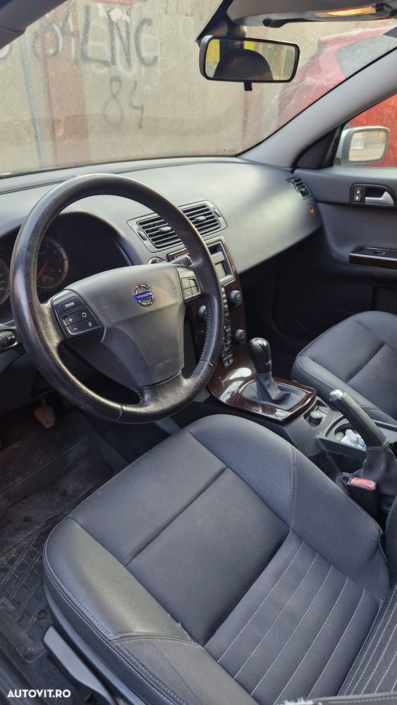 Volvo V50 2.4i Basic - 4