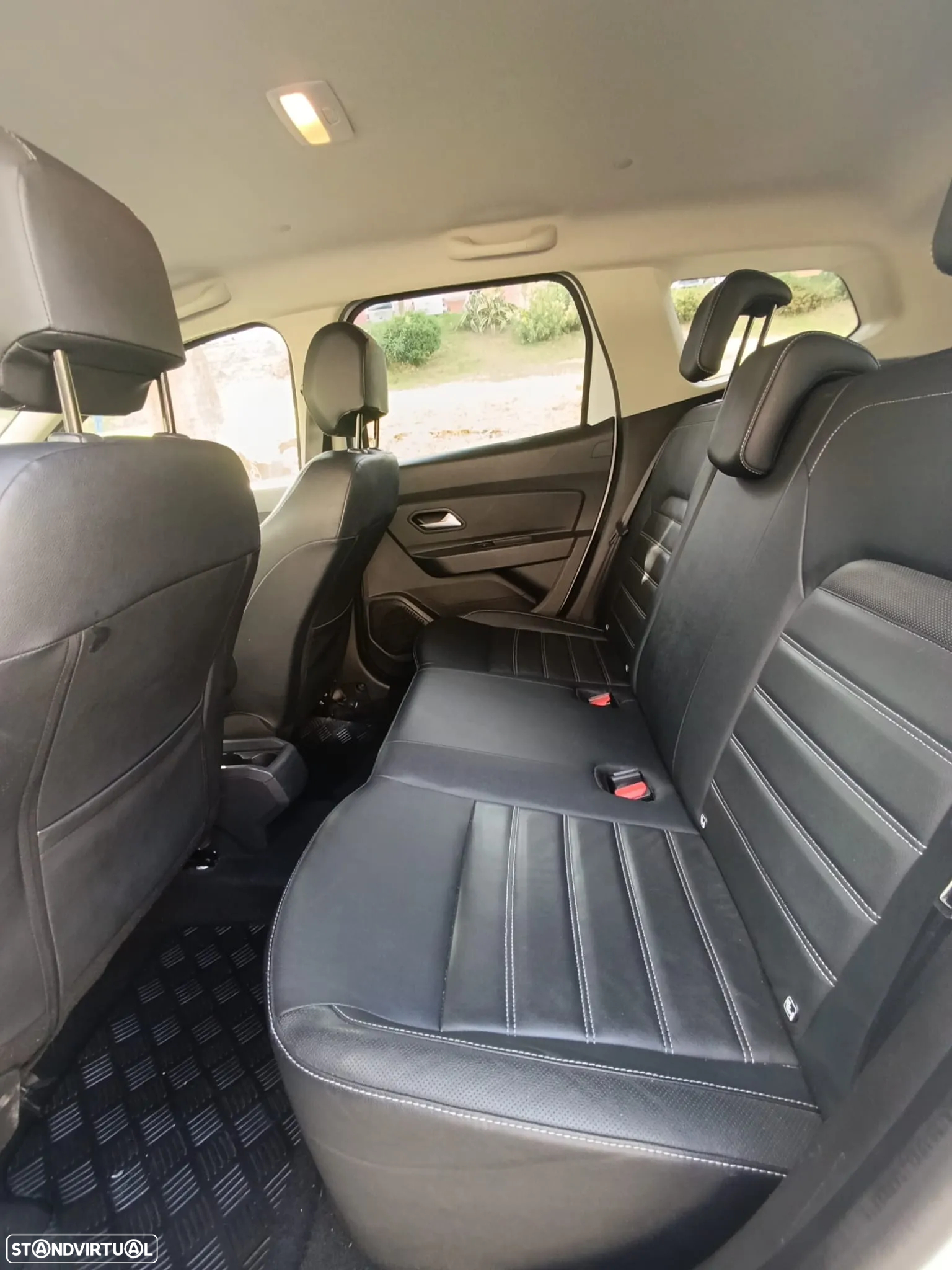 Dacia Duster 1.6 SCe Comfort Bi-Fuel - 23