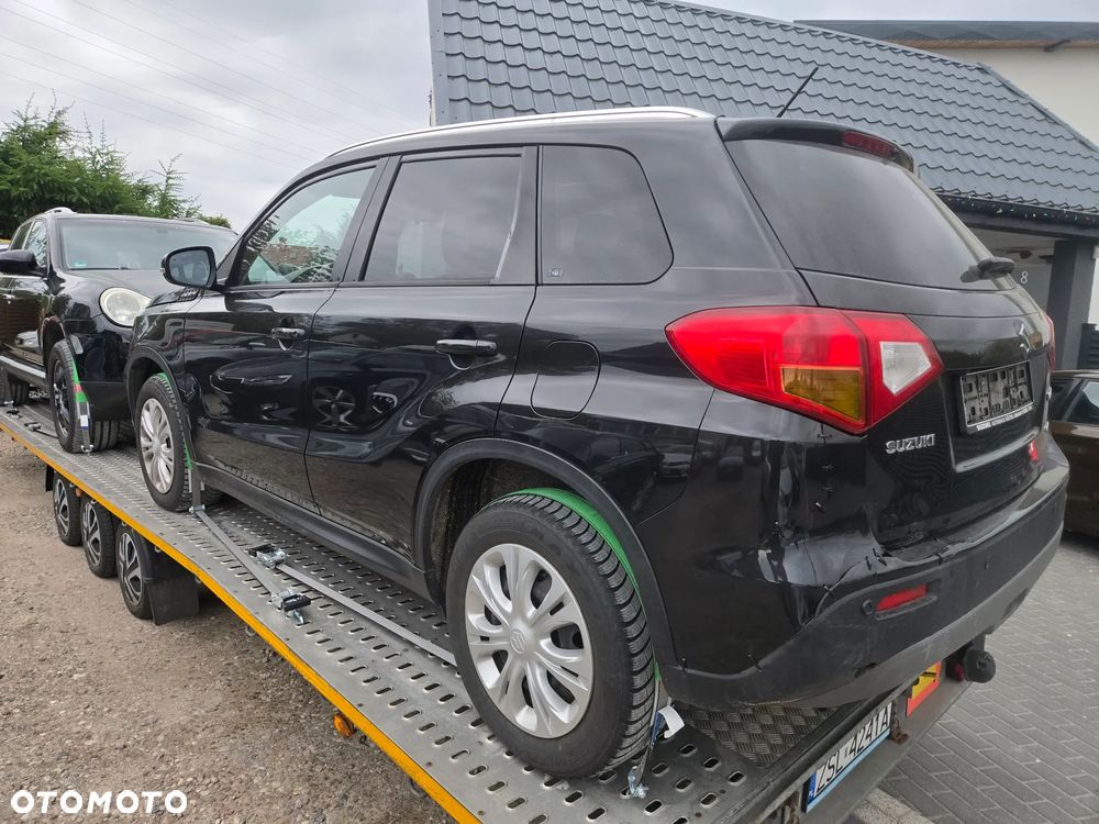 Suzuki Vitara 1.6 DDiS (4x4) Allgrip Comfort+ - 24
