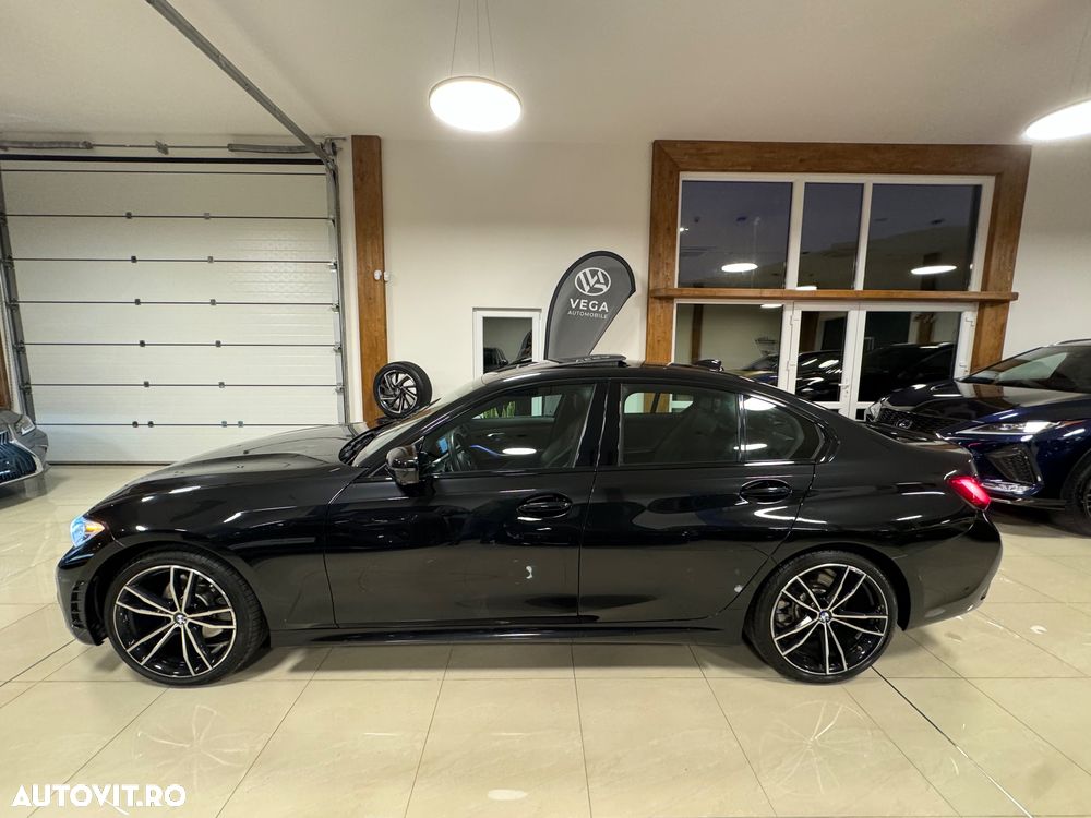 BMW Seria 3 330i xDrive AT - 6