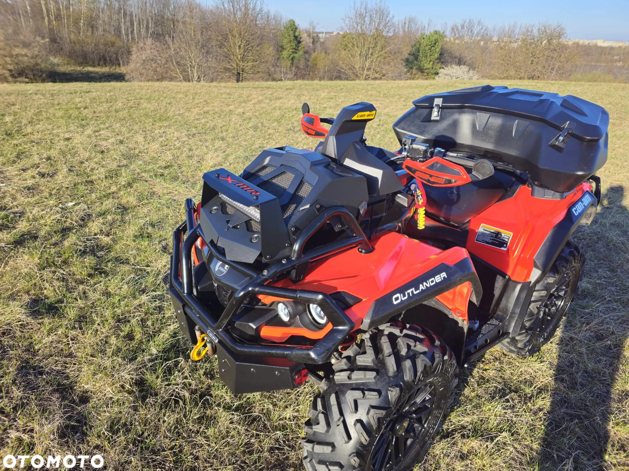 Can-Am Outlander - 10