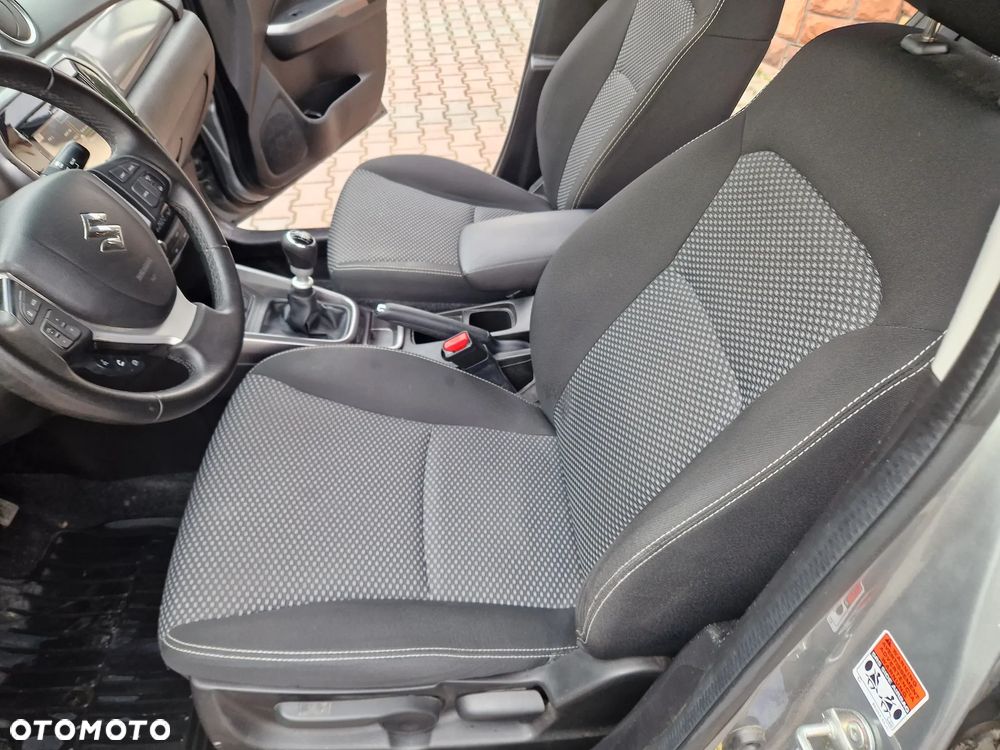 Suzuki Vitara 1.4 Boosterjet Premium 2WD - 22