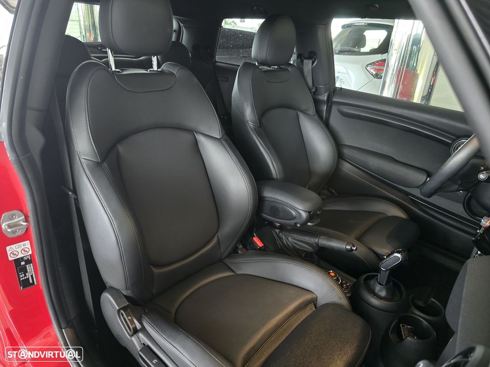 MINI 3 Portas Cooper Auto - 23