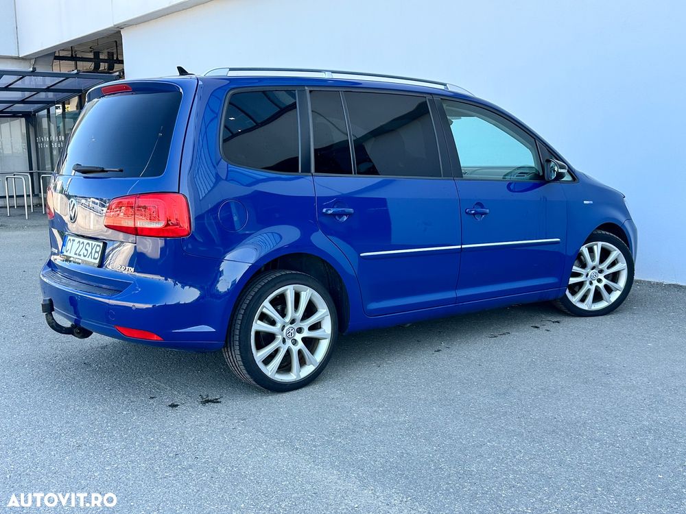 Volkswagen Touran 2.0 TDI DPF Highline DSG - 8