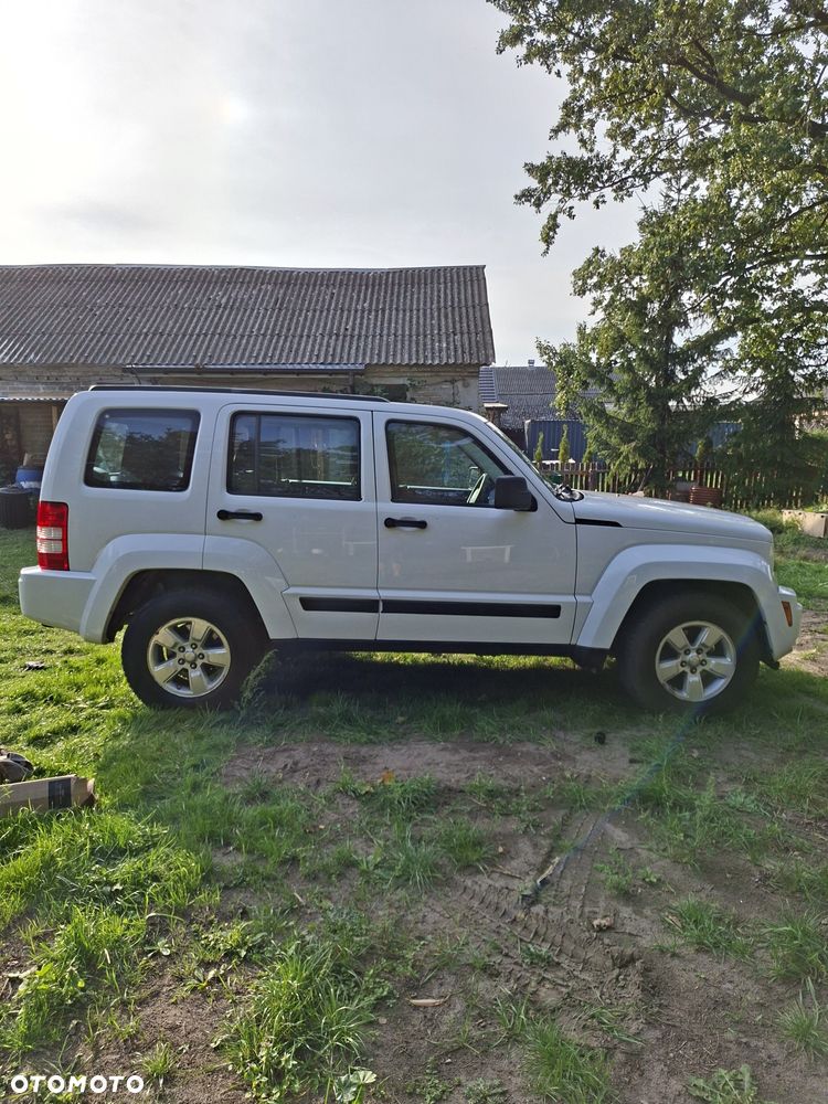 Jeep Liberty - 5