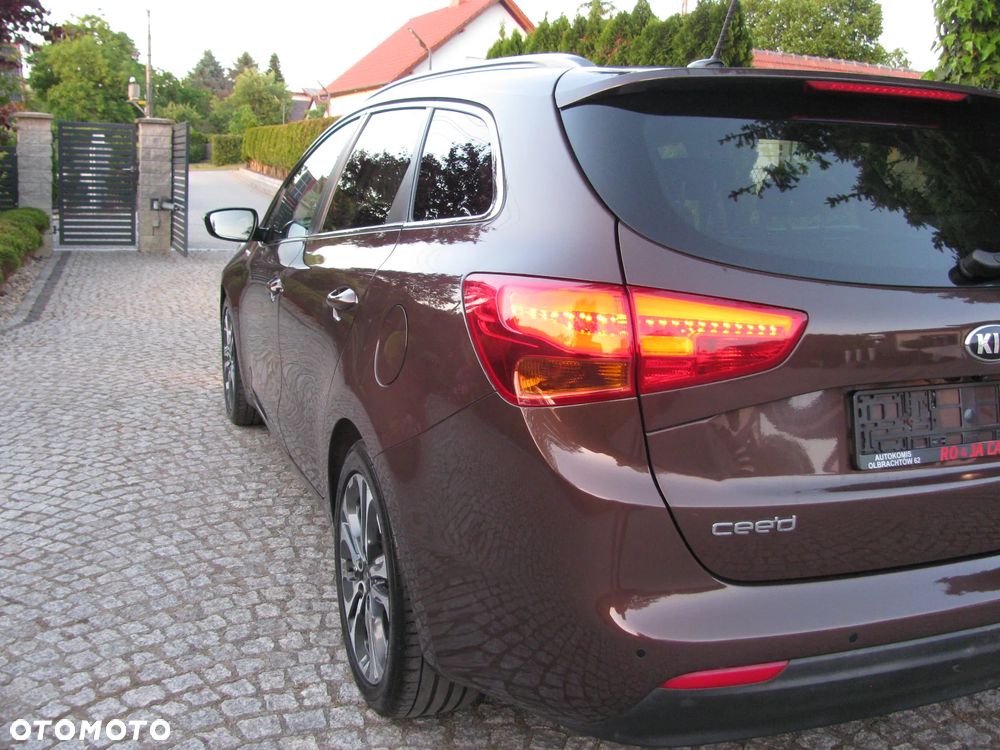 Kia Ceed 1.6 GDI DCT Platinum Edition - 33