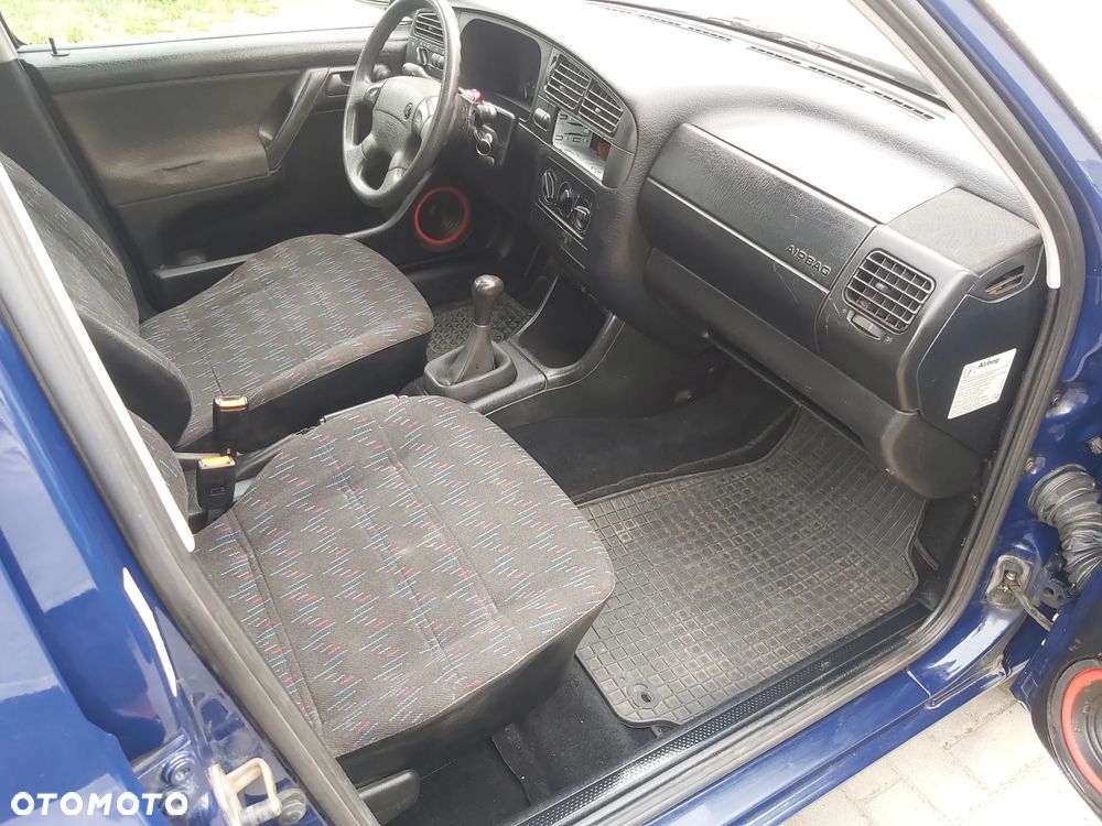 Volkswagen Golf 1.4 Spring - 6