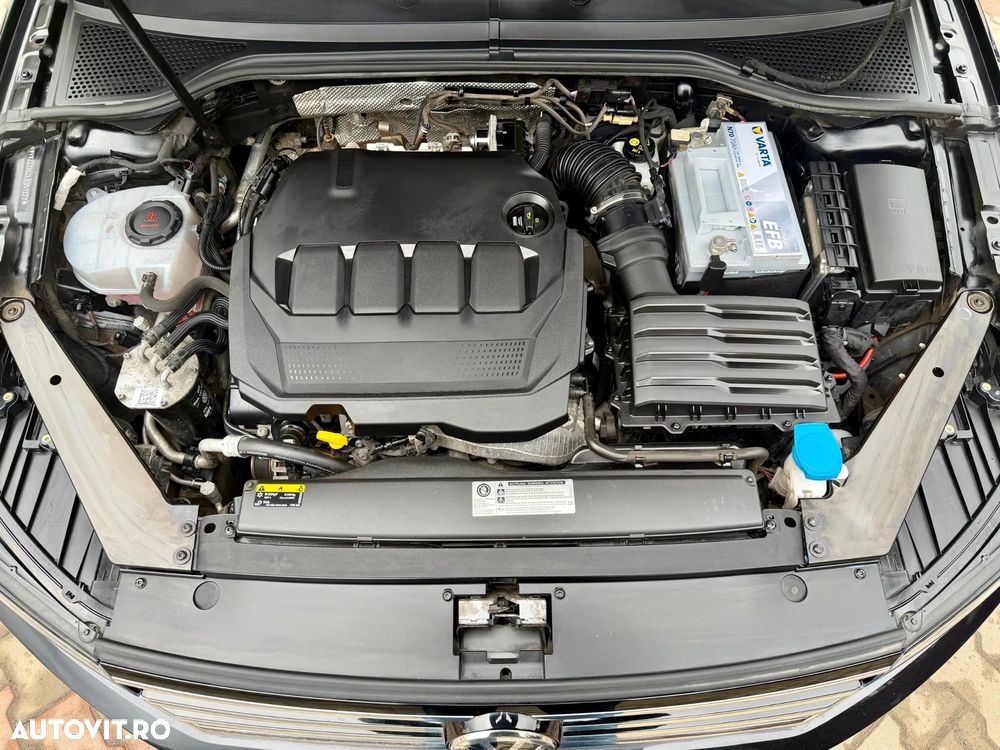 Volkswagen Passat 2.0 TDI DSG Comfortline - 25