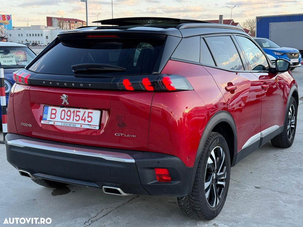 Peugeot 2008 1.2 L PureTech STT EAT8 GT Line - 22