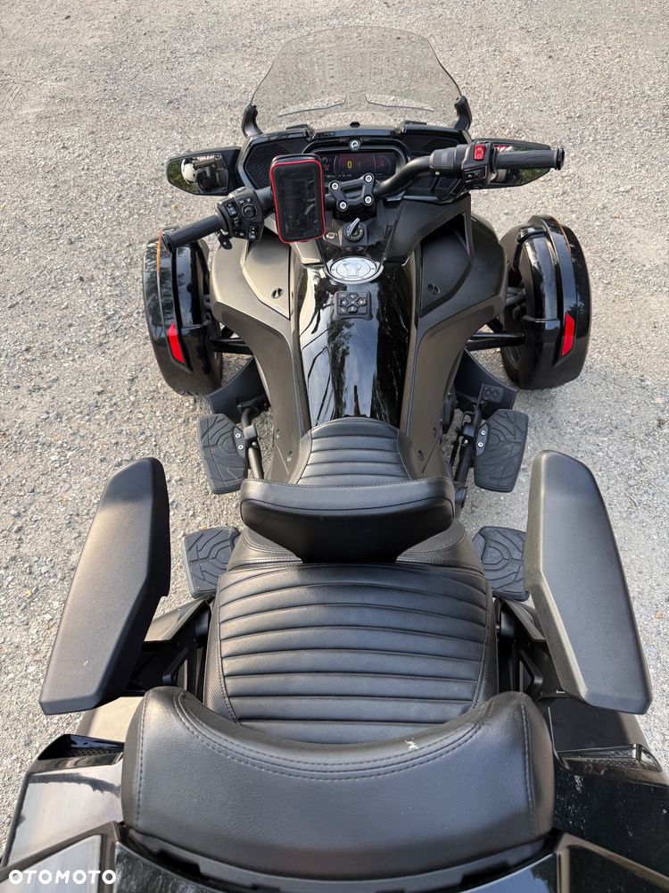 Can-Am Spyder - 7