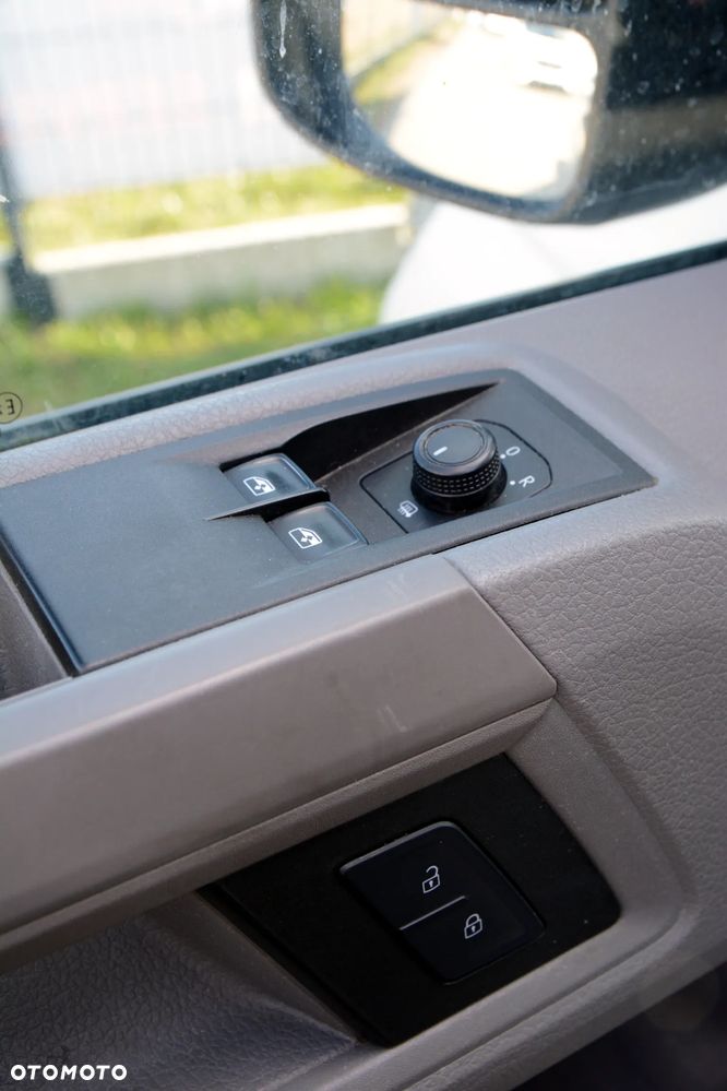 Volkswagen Crafter - 12