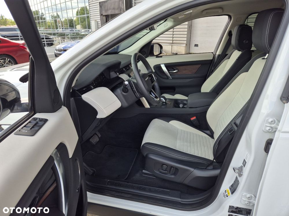 Land Rover Discovery Sport D200 - 10
