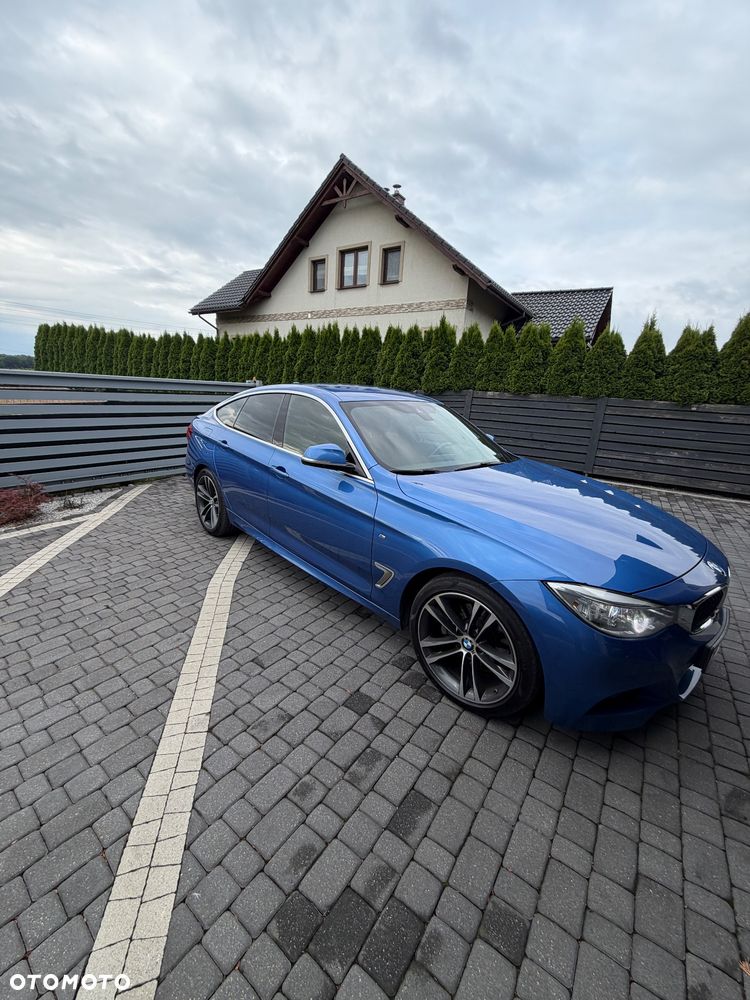 BMW Seria 3 330d xDrive - 1