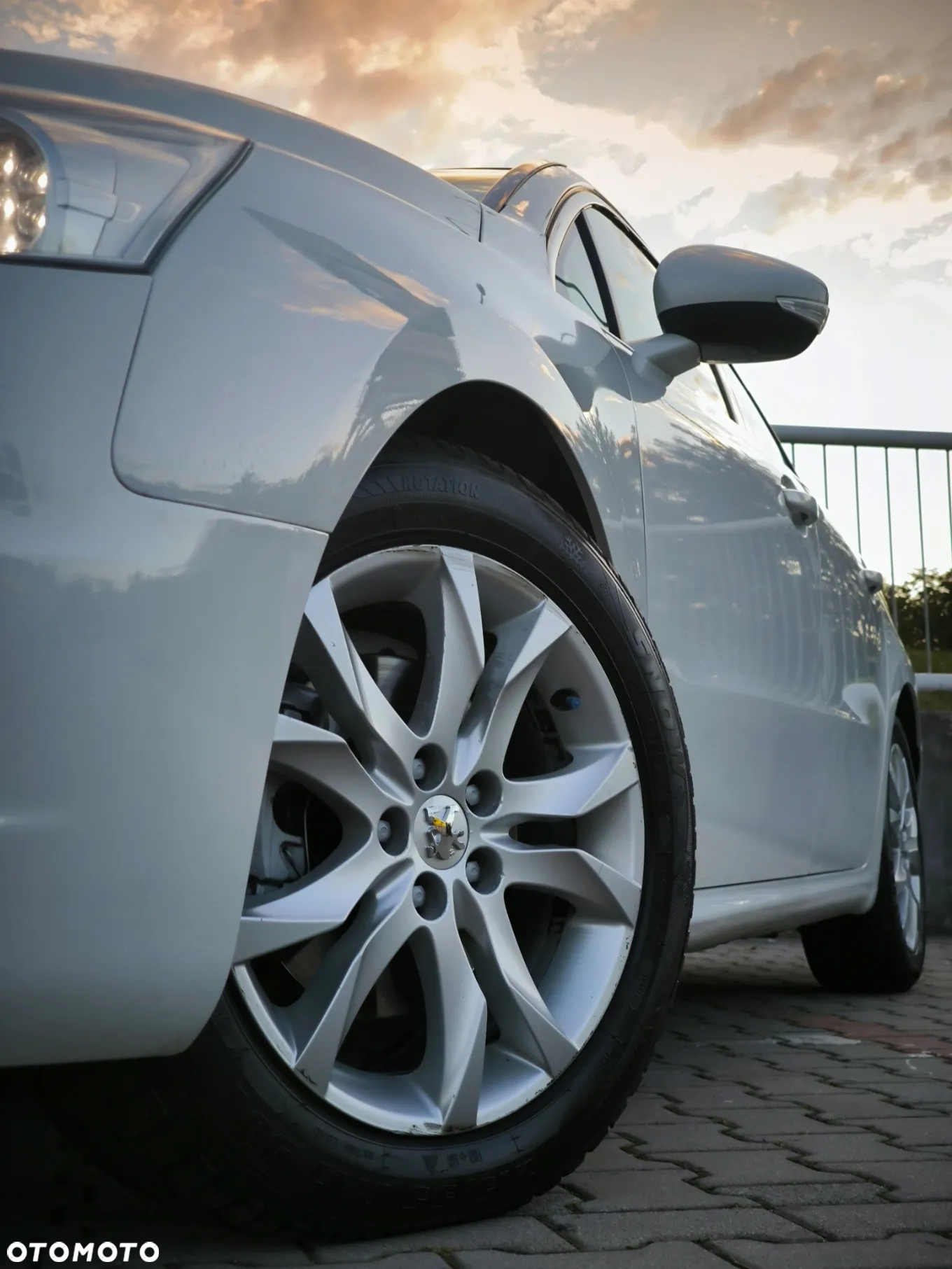 Peugeot 508 2.0 HDi Allure - 18