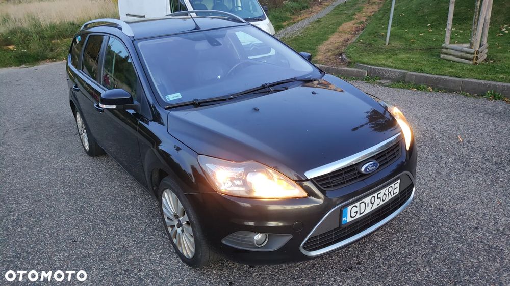 Ford Focus 2009 photo 2