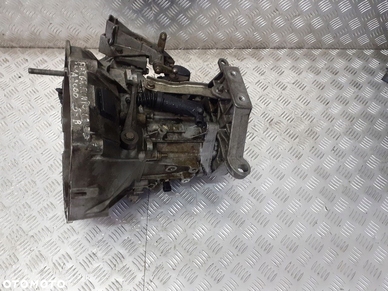 SKRZYNIA BIEGÓW FIAT GRANDE PUNTO - 2