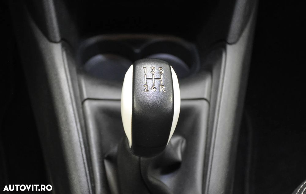 Peugeot 208 1.0 E Active - 17