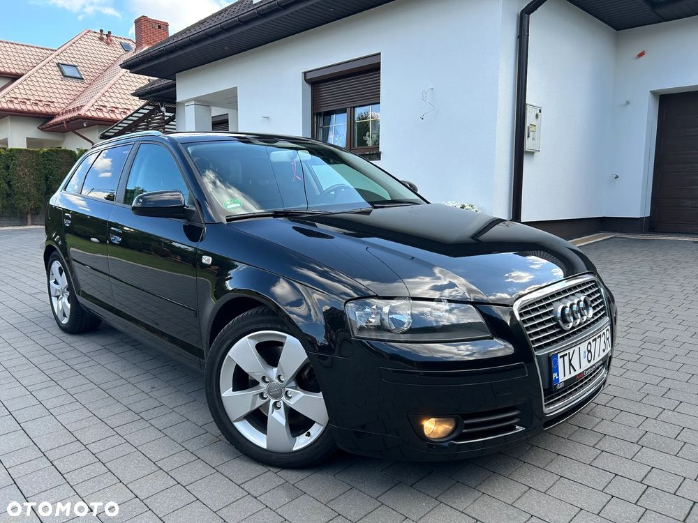 Audi A3 Sportback - 1