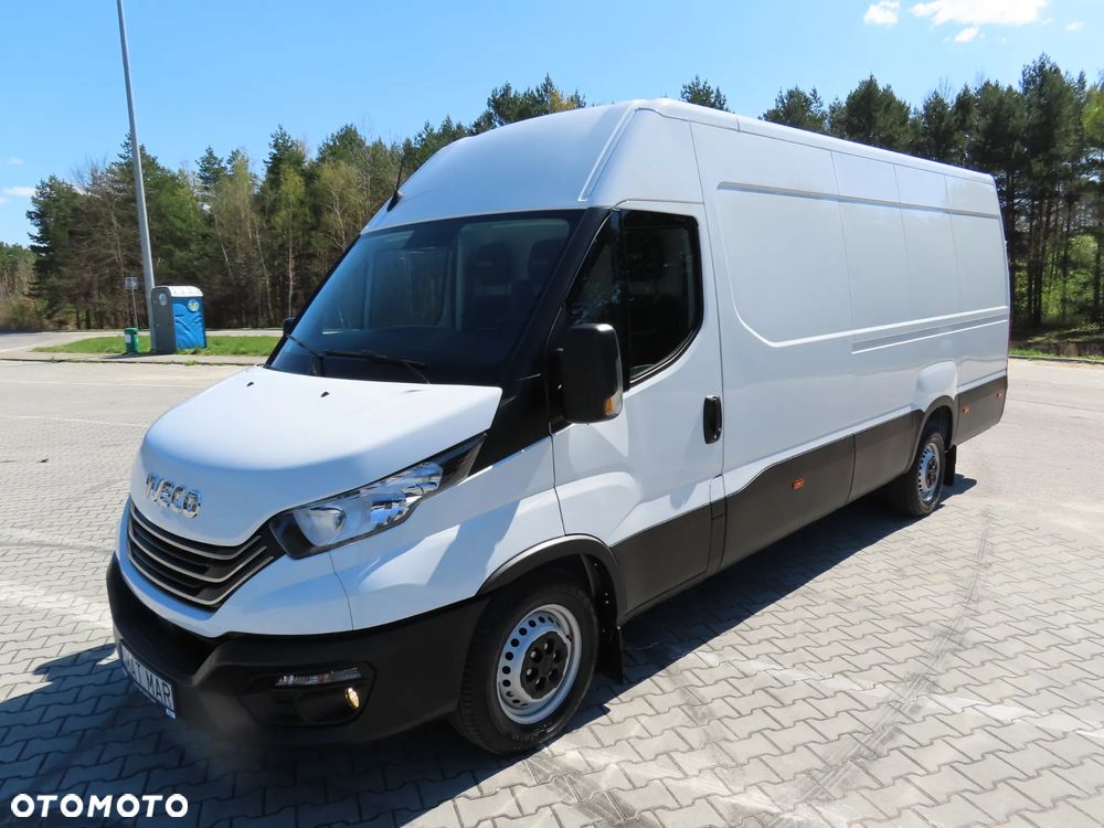 Iveco Daily 35S18 3.0 HPI 180 KM POWER Furgon Blaszak XXL 4.70 CM MAXI LONG Wysokość H2 1900 mm WZMACNIANE ZAWIESZENIE 968 Kg Ładowność HAK 3500 Kg Rozstaw Osi 4100 mm DMC 3500 Kg, WZMACNIANY Stan NOWY NIE UŻYWANY OKAZJA DOSTEPNY I GOTOWY - 7