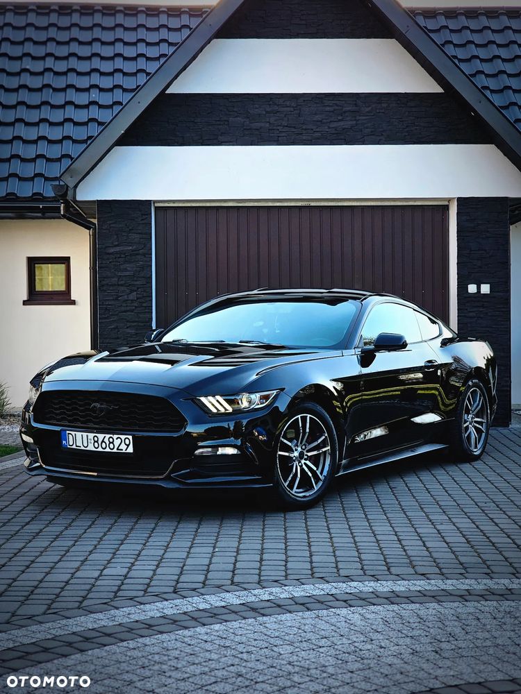 Ford Mustang 3.7 V6 - 1