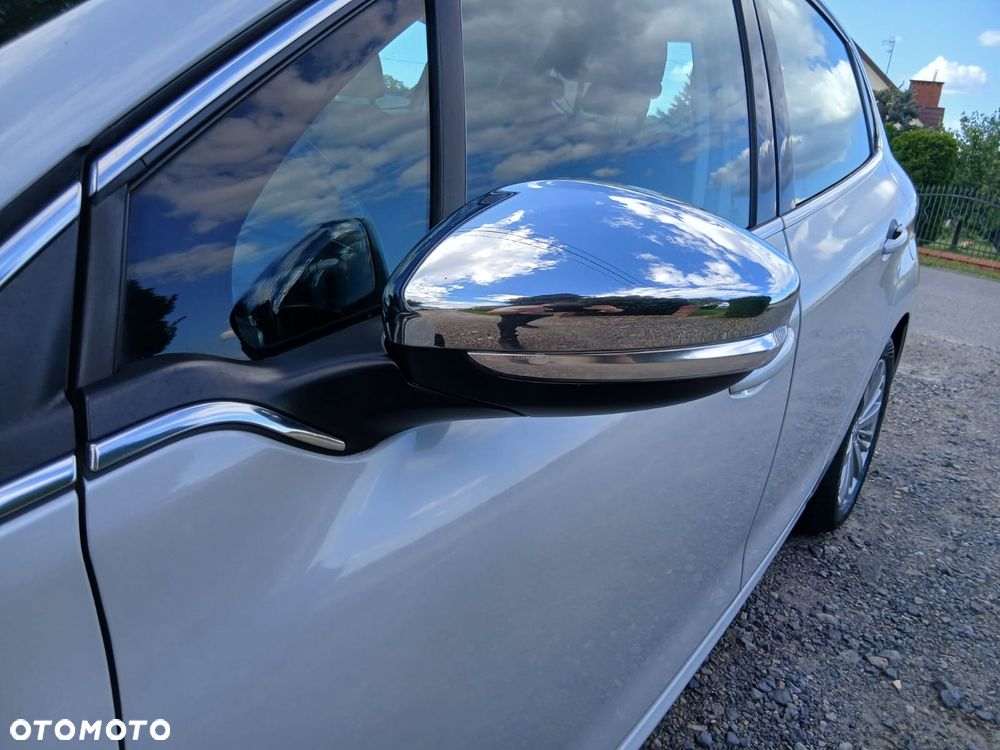 Peugeot 208 Blue-HDi 100 Stop&Start Style - 16