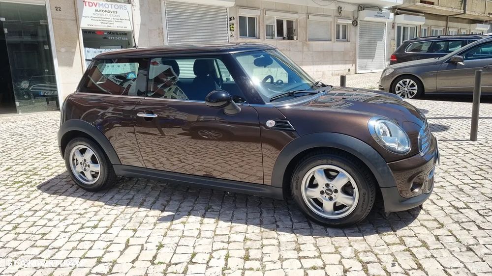 MINI 3 Portas Cooper D - 9