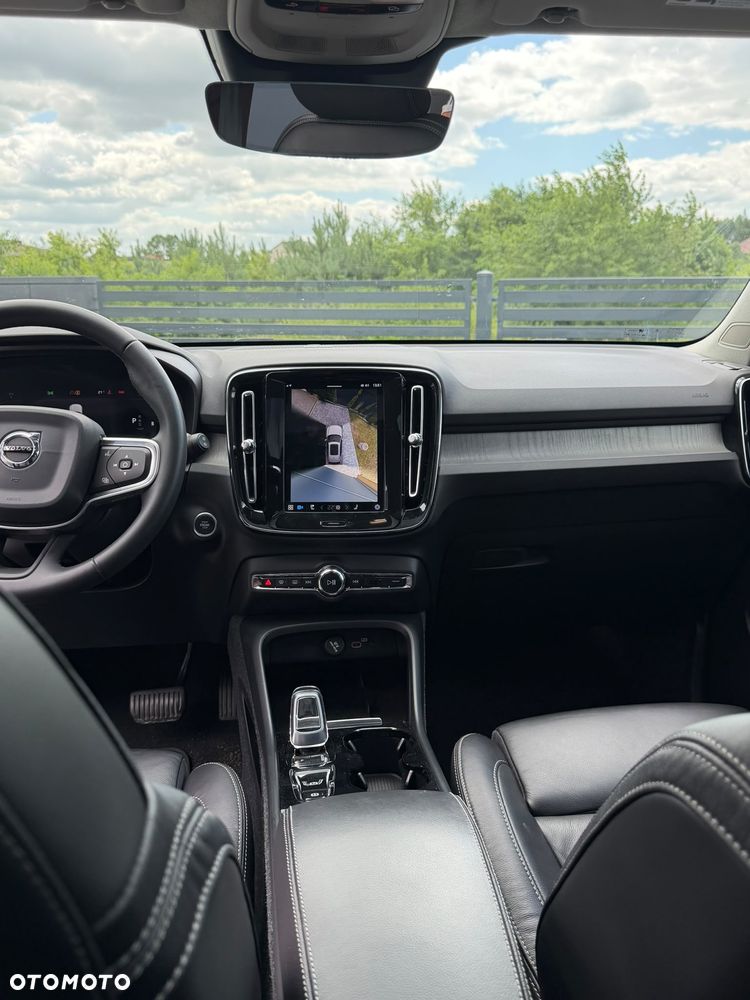 Volvo XC 40 B5 B AWD Ultimate Dark - 8
