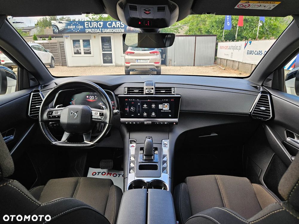 DS Automobiles DS 7 Crossback 1.6 E-Tense So Chic - 4