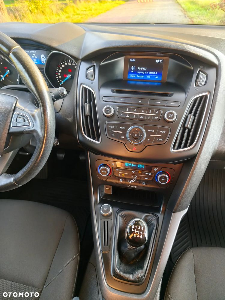 Ford Focus - 16