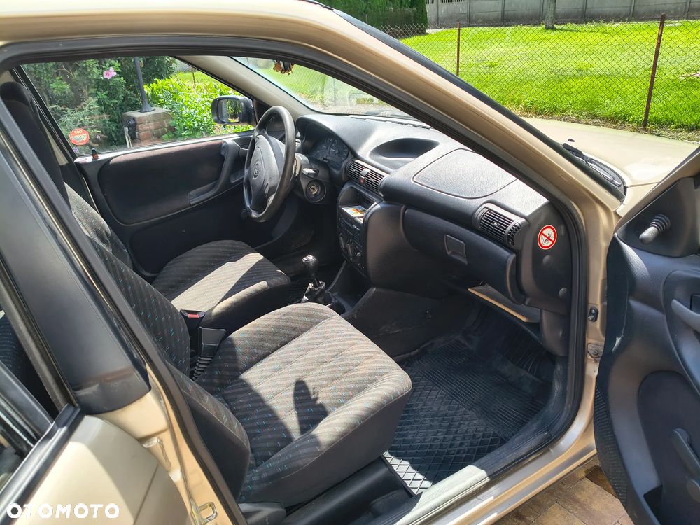 Opel Astra 1.4 Start - 13