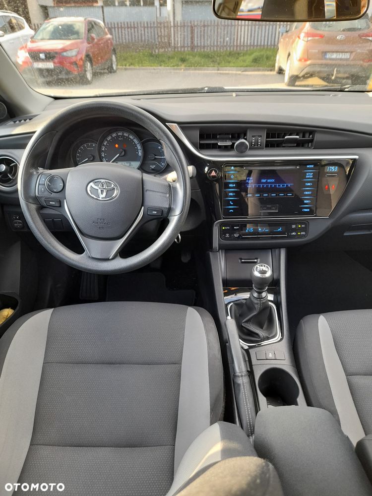Toyota Auris 1.6 Active - 6