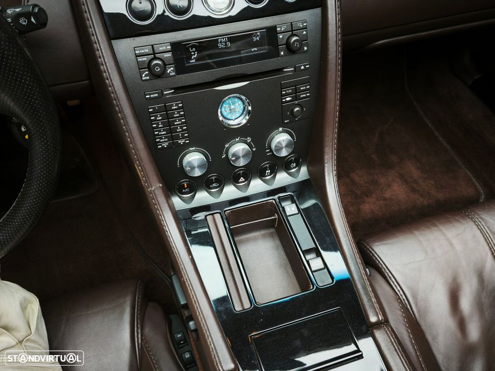 Aston Martin Vantage Roadster Sportshift - 22