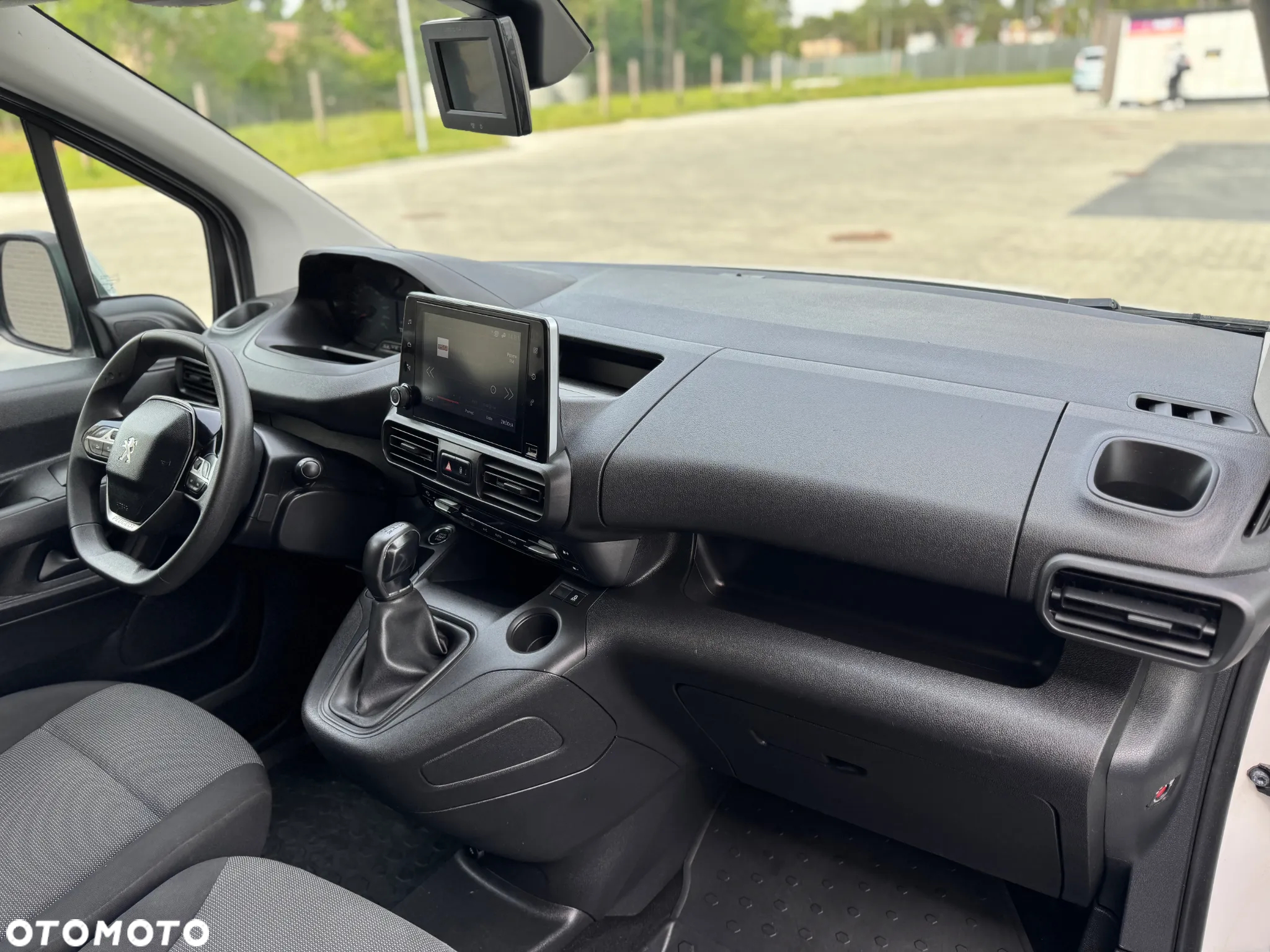 Peugeot Partner full opcja - 16