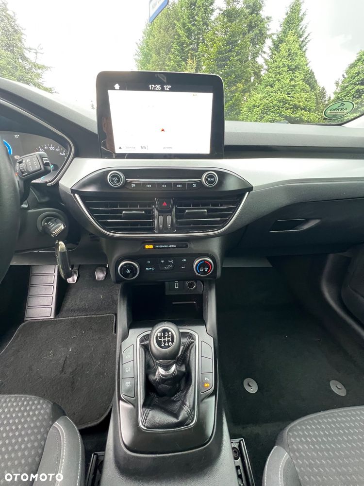 Ford Focus SW 1.5 EcoBlue S&S TITANIUM - 11