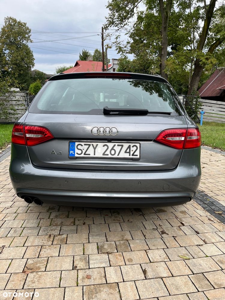 Audi A4 Avant 2.0 TDI Quattro S tronic - 4