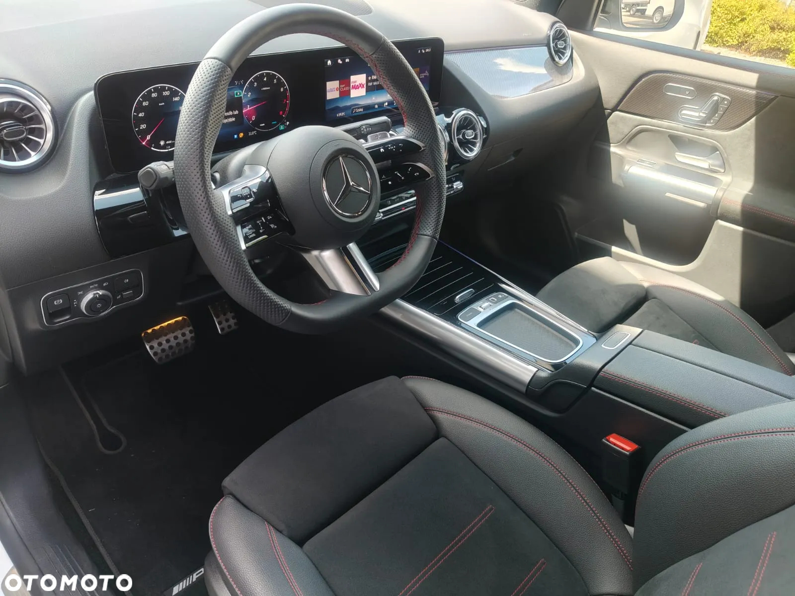 Mercedes-Benz GLA 200 AMG Line - 13