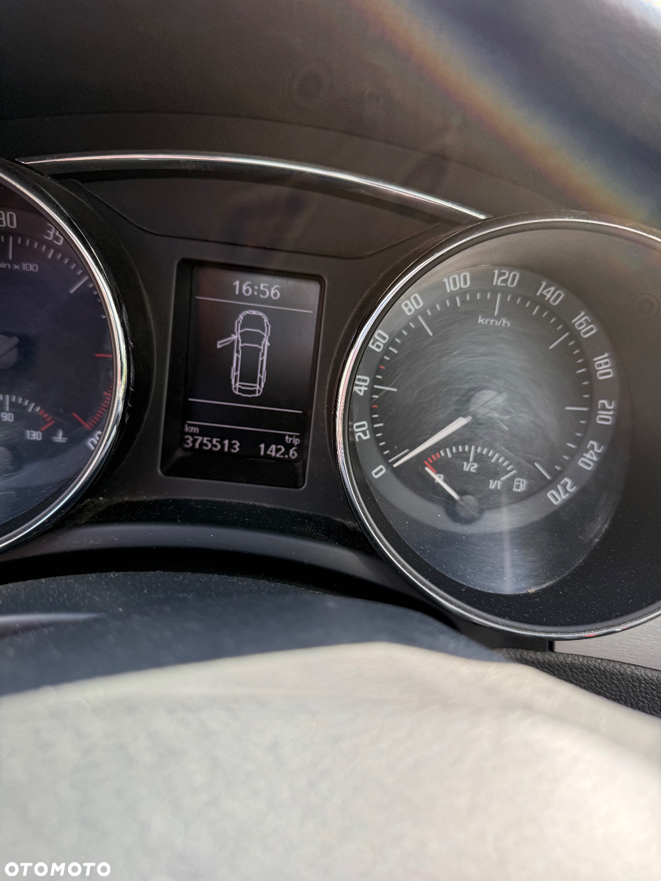 Skoda Superb 2.0 TDI Ambition - 28