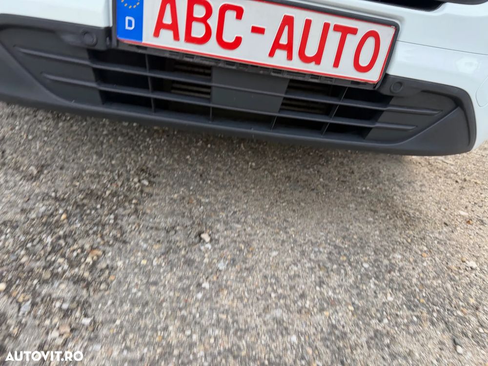 Ford TRANSIT CUSTOM - 17