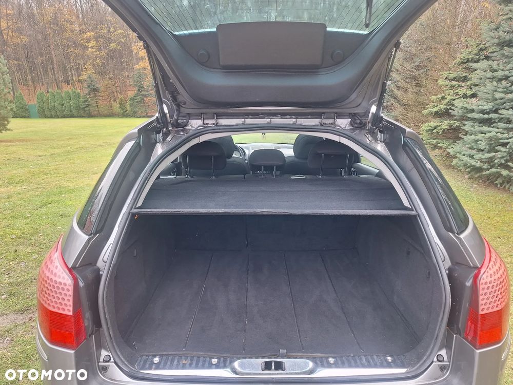 Peugeot 407 1.6 HDi Presence - 6